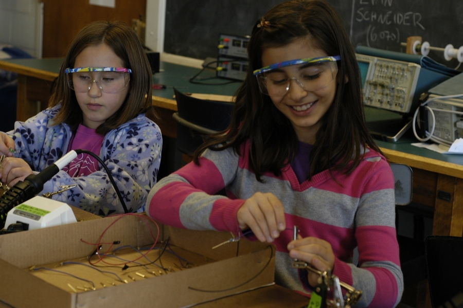 Students in Grade 5 at the local elementary school participate in Quizboards, an activity in which students are introduced to the concepts of open and closed circuits and electrical components such as wire, resistors, LEDs and a battery. Annually, more than 3,000 students in the area participate in the Edgerton K-12 Outreach program. The 3-hour classes are free of charge and consist of 11 differen...