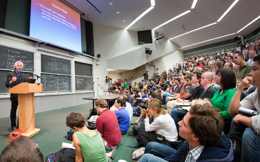A packed house greeted Pinker for his speech, which took place Sept. 12.