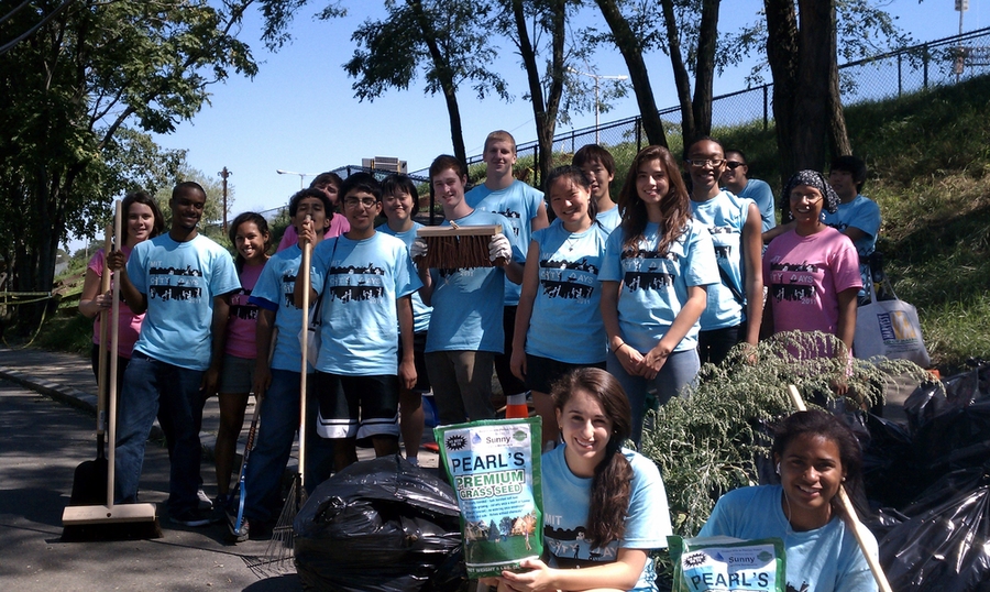 MIT students participating in CityDays 2011. This year, CityDays will continue as an event on Oct. 9.