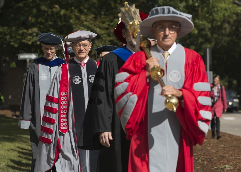 A procession led faculty, staff, alumni, students and dignitaries from around the world into Killian Court.