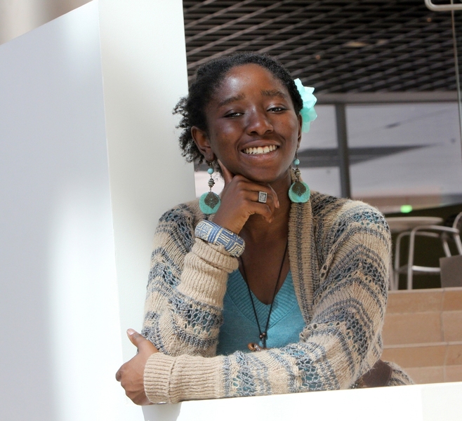 Victoria Okuneye, a senior majoring in brain and cognitive sciences.
