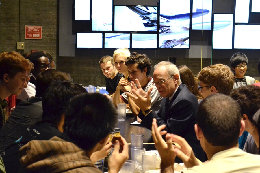 On Thursday, Sept. 27, MIT President, L. Rafael Reif visited Simmons Hall to partake in its 10th Anniversary celebrations.
