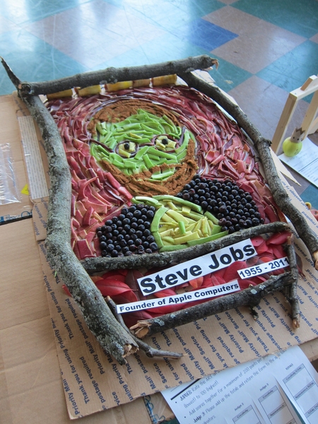 &#39;Apple Bake brings the Burton Conner community together like no other event. Not only is it fun to see how creative and ingenious the students can be, it is great to see the residents cheering on their peers,&#39; said Area Director Michelle Lessly.