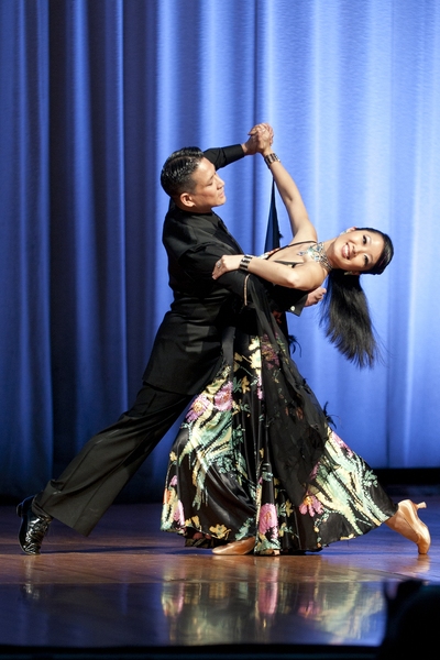 Arthur Lue (MIT alumnus) and Yiqun Bai (MIT affiliate) danced the Standard Waltz to 'Grove of Eucalyptus.'