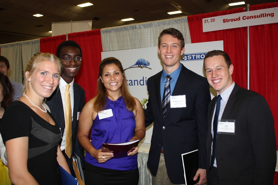 From left, Gordon Engineering Leaders Missy Showers (GEL '13), Paul Uche (GEL '13), Marisa Jasso (GEL '13), Scott Sundvor (GEL '12) and John Reynolds (GEL '13) attend MIT's Fall 2012 Career Fair.
