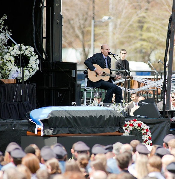 Singer-songwriter James Taylor performed at the ceremony.