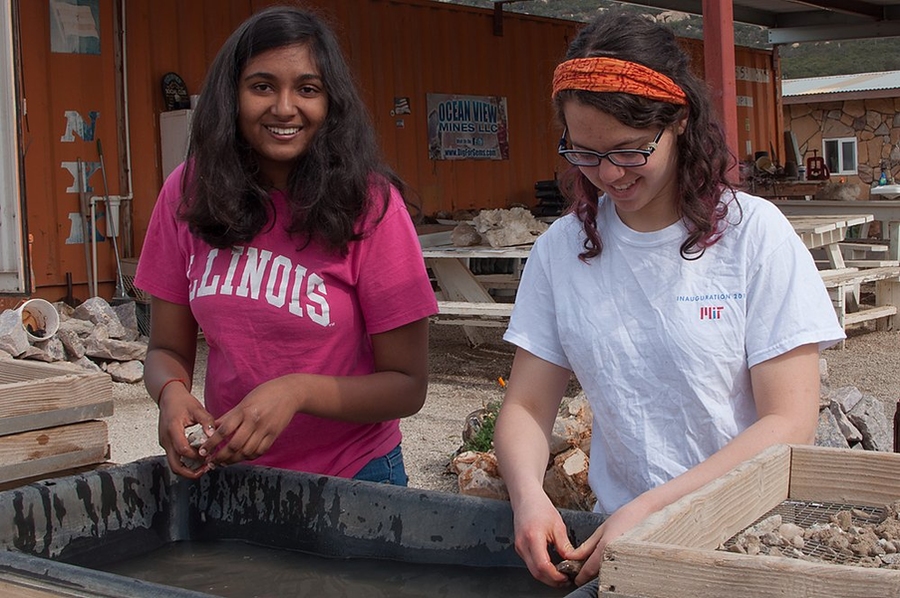 Sabrina Maddila and Holly Josephs searched for gem stones at Ocean View Mines, in the famous Pala mining district near San Diego, Calif.