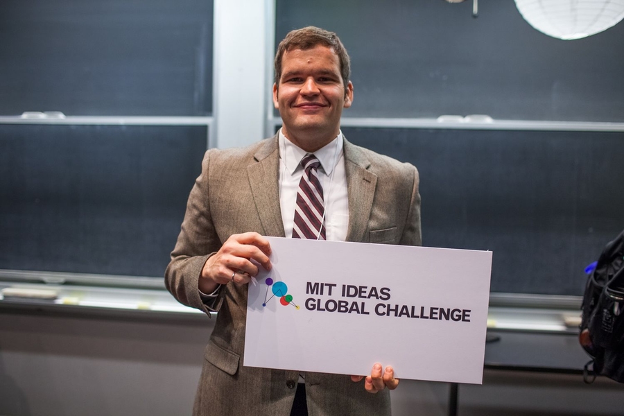 Kevin Cedrone of Augmented Infant Resuscitator.