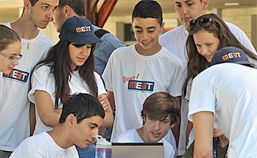 MEET students work together during the summer of 2012.