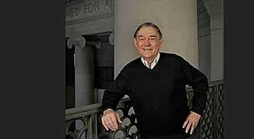 Julian Beinart taught Theory of City Form for 36 years.