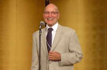 Richard Petrasso accepts the award at the International Inertial Fusion Science and Applications Conference (IFSA) in Nara, Japan.