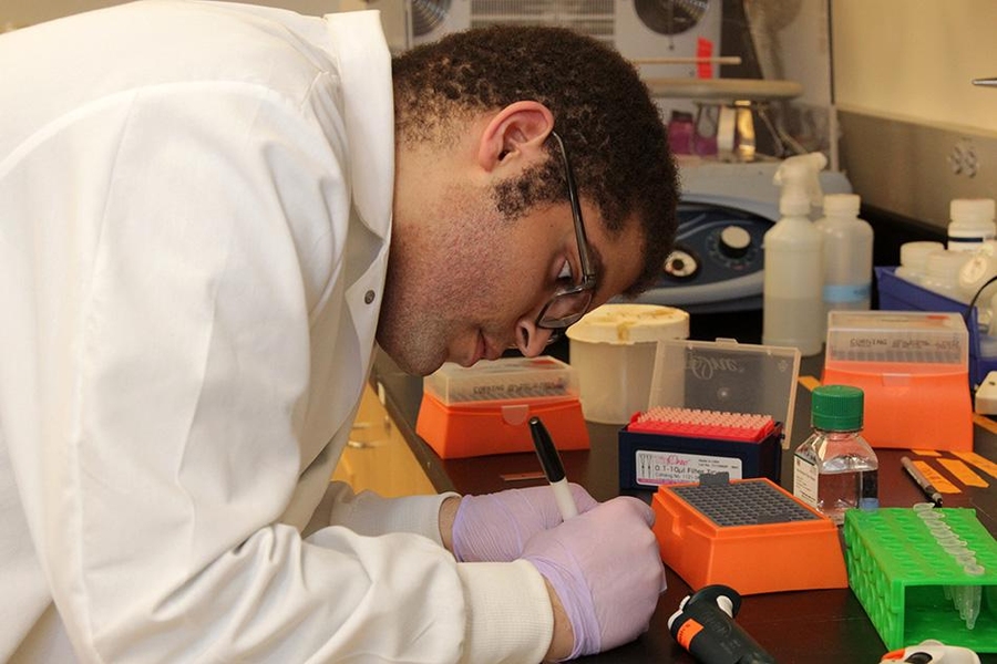 Nathan Kipniss in his lab