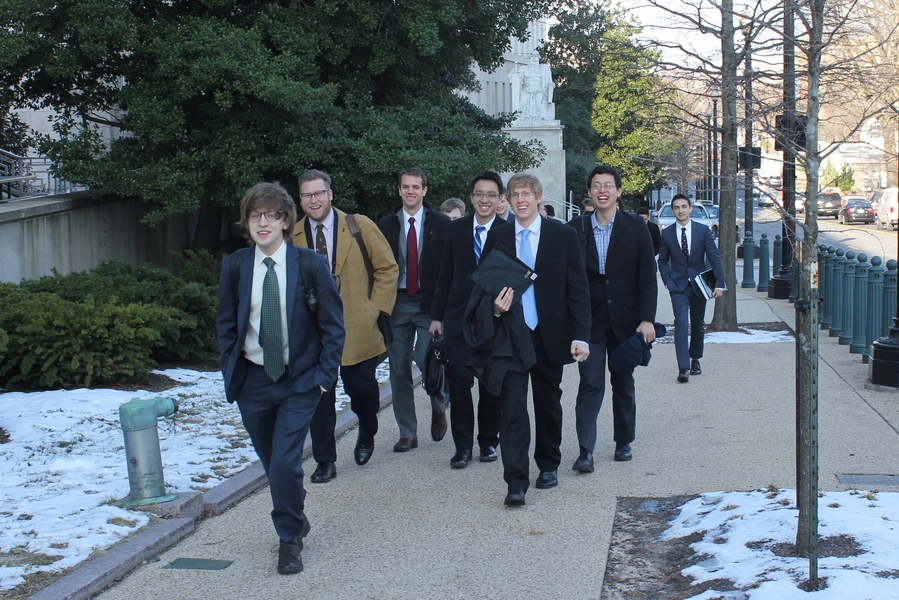 Members of SPI on their way to make a case for federal science funding.