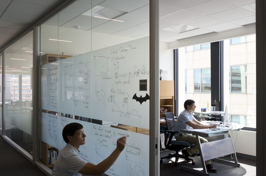 Jeff Gore’s work with baker’s yeast helps ecologists respond to trends, like vanishing fisheries and collapsing honeybee colonies.