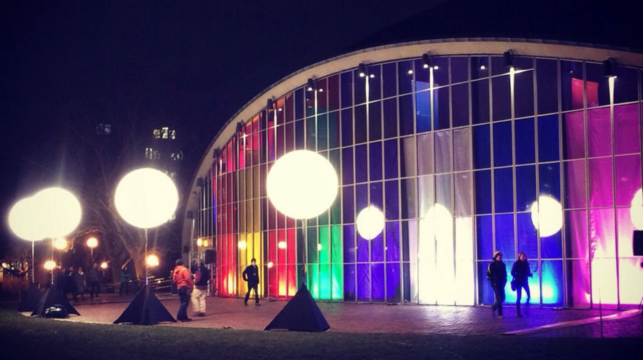 A view from outside Kresge Auditorium.
