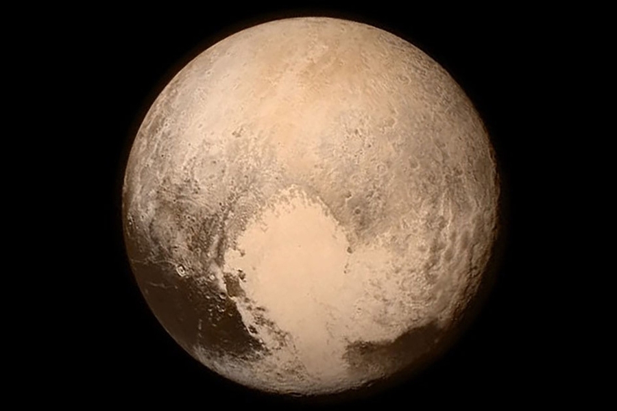 pluto Amazing' Glimpses of Pluto from Space Probe Dazzle NASA