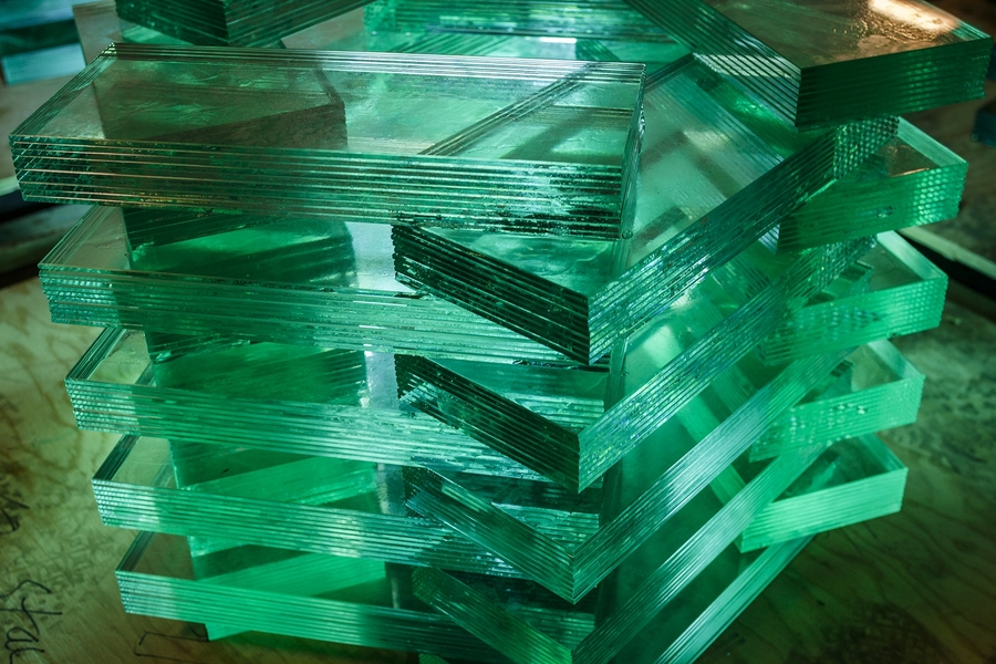 Cristina Parreño's tower stands 17 feet high and is constructed from 350 custom fabricated blocks made from layers of glass and assembled in a screen-like pattern of alternating blocks and openings. This installation is part of Parreño's ongoing series examining the innate capacity of glass to withstand extraordinary compressive forces.