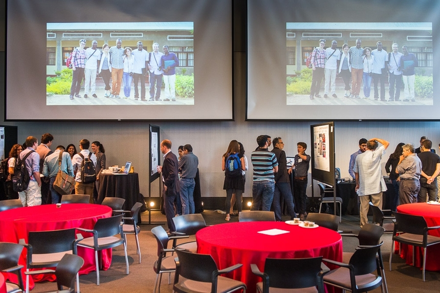 At the Tata Center project expo, attendees were able to chat with the researchers, have their heart health tested by a smartphone, see a next-generation irrigation system pump water, handle bricks made of Indian boiler ash, and more.