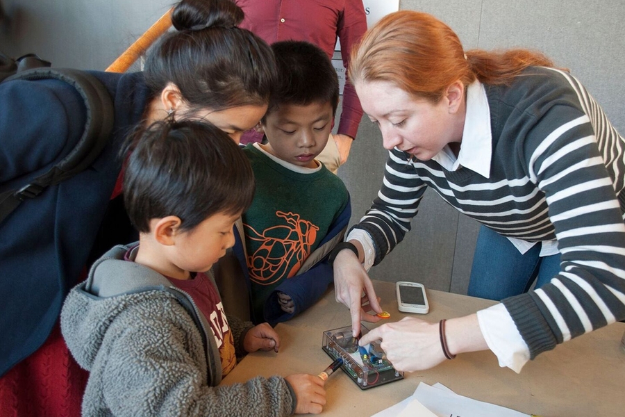 Nuclear science and engineering grad student Jill Rahon showcases how a Geiger counter can detect radiation.