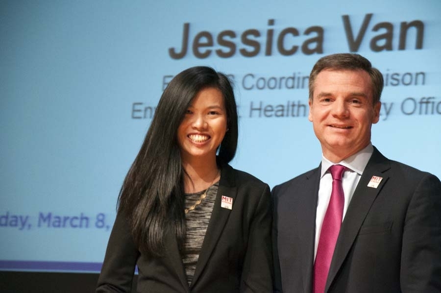 Jessica Van was presented with an award for Serving the Client by Executive Vice President and Treasurer Israel Ruiz.