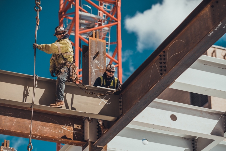 MIT.nano steelworkers