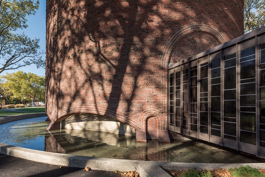 Authentically restoring the MIT Chapel to its original Eero Saarinen design required the installation of handblown restoration glass from Leipzig, Germany. 