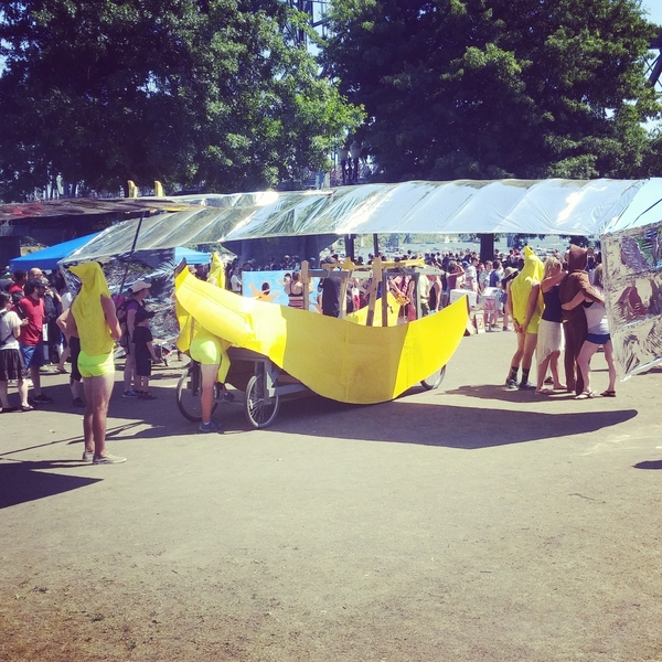 The annual Red Bull Flugtag event places as much emphasis on wacky showmanship as it does on flying aircraft. At the 2015 Flugtag, MIT’s team, the “Monkey Ballers” (derived from the old video game “Super Monkey Ball”) attired themselves in banana costumes and similarly decorated their glider’s launch vehicle.
