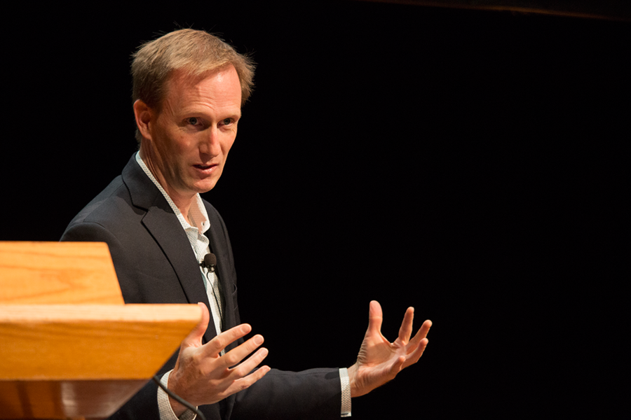 Kevin Eberman PhD ’98, electronic materials solutions product development manager for 3M, addresses the Materials Day Symposium, observing that after 20 years of improvement, lithium-ion batteries are the dominant energy storage technology for portable, mobile applications ranging from electronic devices to electric car batteries. 