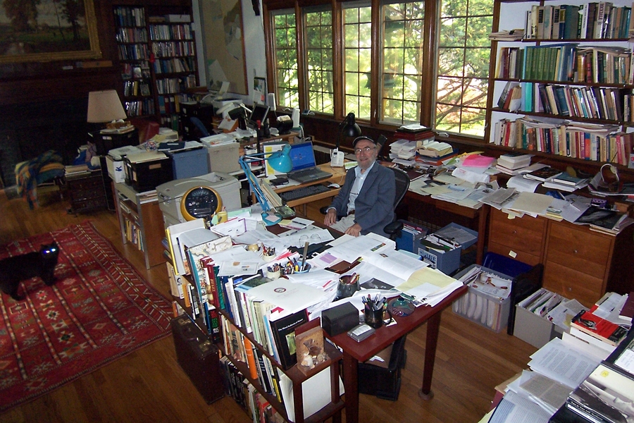 Bruce Mazlish in his study, 2007