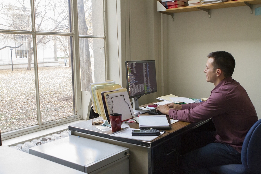 Steven Palkovic works under the supervision of Professor Oral Buyukozturk of the Pierce Lab in MIT's Building 1.