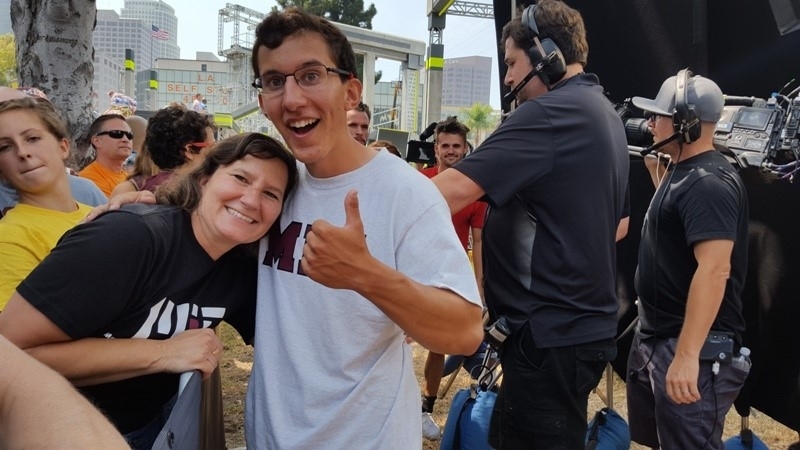 Sophomore Tomas Cabrera was cheered on by members of MIT's Alumni Club of Southern California.