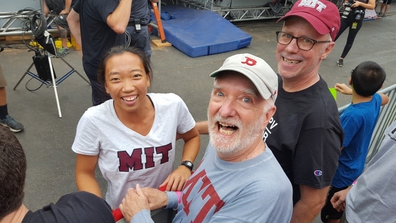 Senior Amelia Becker (left) was cheered on by members of MIT's Alumni Club of Southern California.