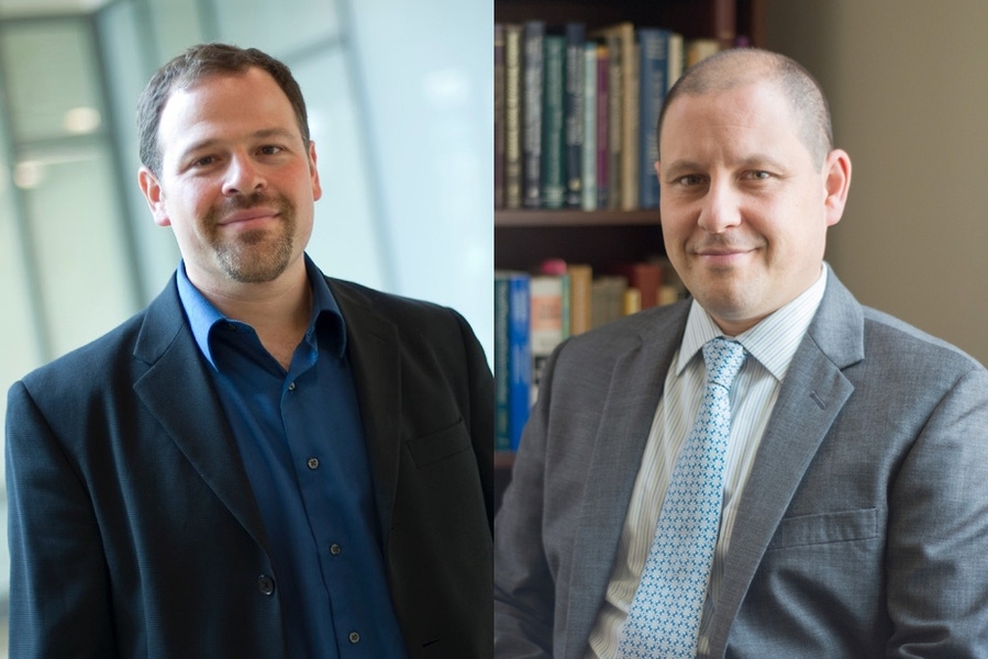 Adam Berinsky (left), professor of political science, joined Ezra Zuckerman Sivan, the Alvin J. Siteman Professor of Strategy and Entrepreneurship, to share political science and sociological research about the impact of rumors and falsehoods on America's political process. 