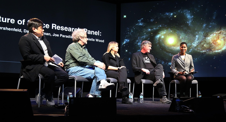 Danielle Wood (right), participates in a panel discussion about the future of space research with (l-r) Joi Ito, director of the Media Lab; Neil Gershenfeld, who directs the MIT Center for Bits and Atoms; Dava Newman, MIT’s Apollo Professor of Astronautics and former deputy administrator of NASA; and Joe Paradiso, who heads the Media Lab’s Responsive Environments group.