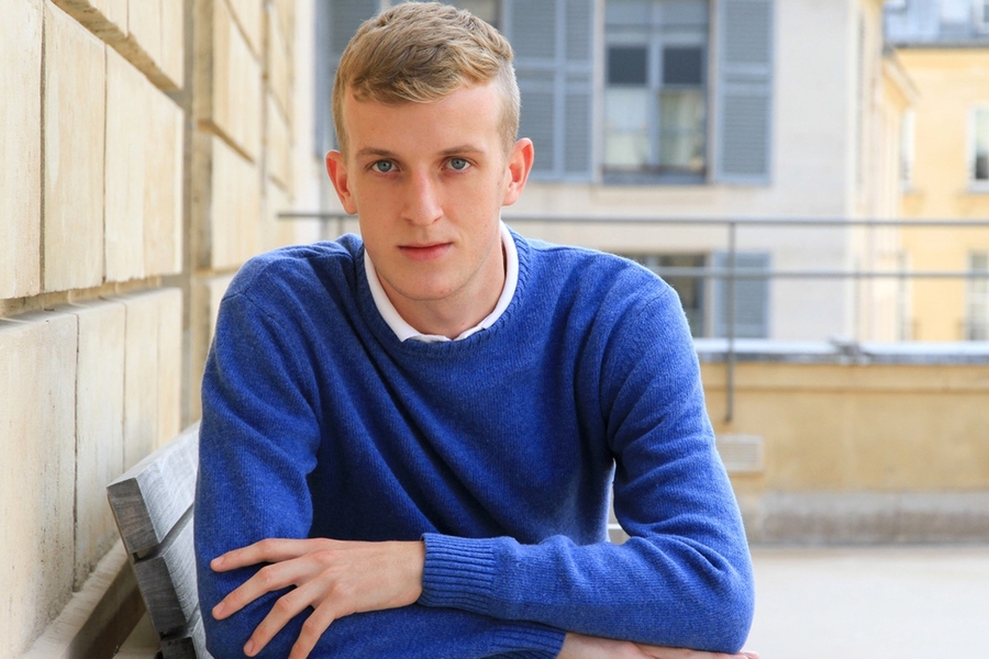 The capacity to transform personal suffering into a meditation on the larger wounds society inflicts on the powerless and marginalized defines Edouard Louis’ literary voice.