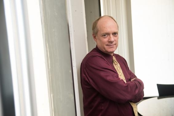 Timothy Manning Swager has been awarded a 2018 Vannevar Bush Family Fellowship for his project, Complex Smart Colloids.