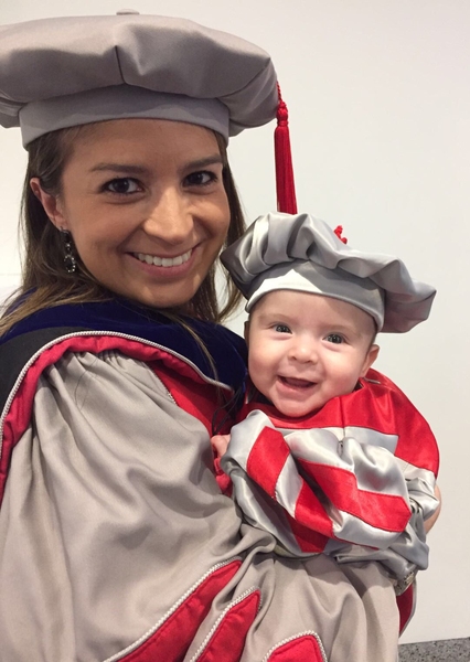 Alejandra Falla and her daughter, Clara