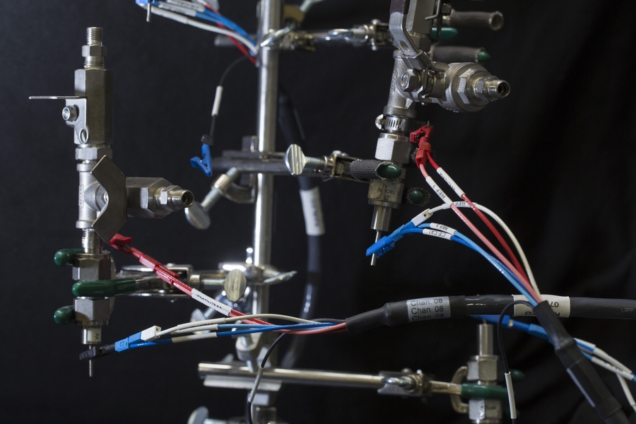 This capture and conversion device developed by Assistant Professor Betar Gallant uses electrochemical cells that convert harmful gases into more benign materials. 