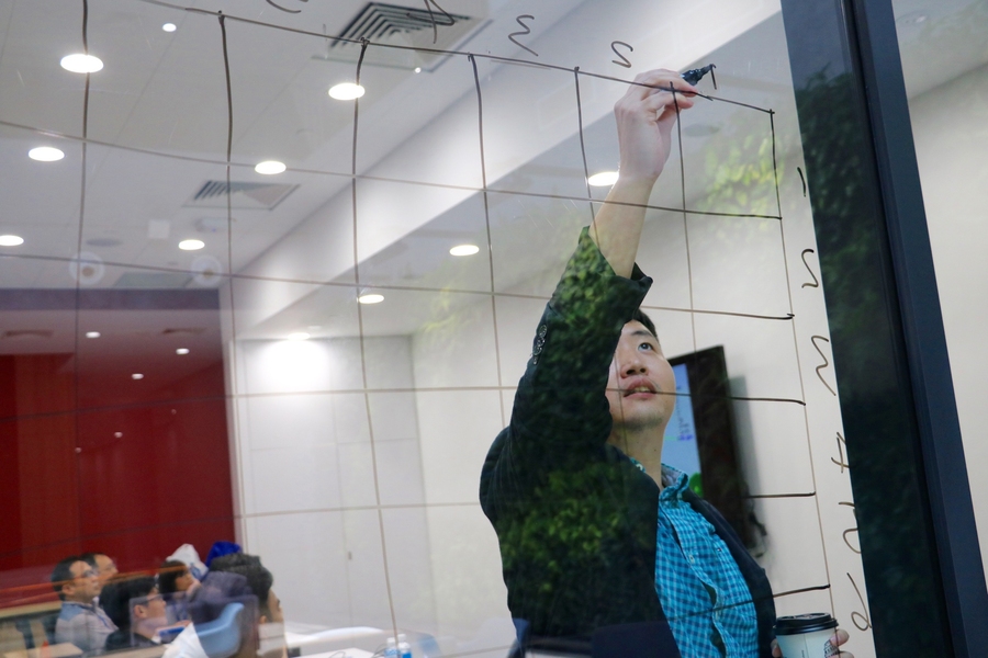Dozens of teams like this one competed in the Singapore datathon, organized by MIT, the National University of Singapore, and Singapore’s National University Health System.