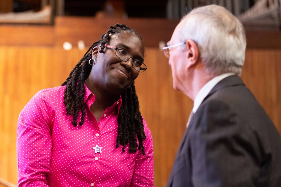 Donyatta Small is congratulated by President L. Rafael Reif for her award in the Serving the Client award category.