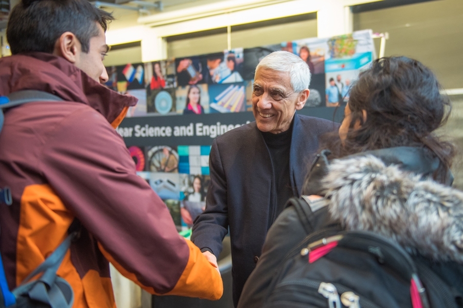 Vinod Khosla, founder of VC firm Khosla Ventures, greeted students after the talk.