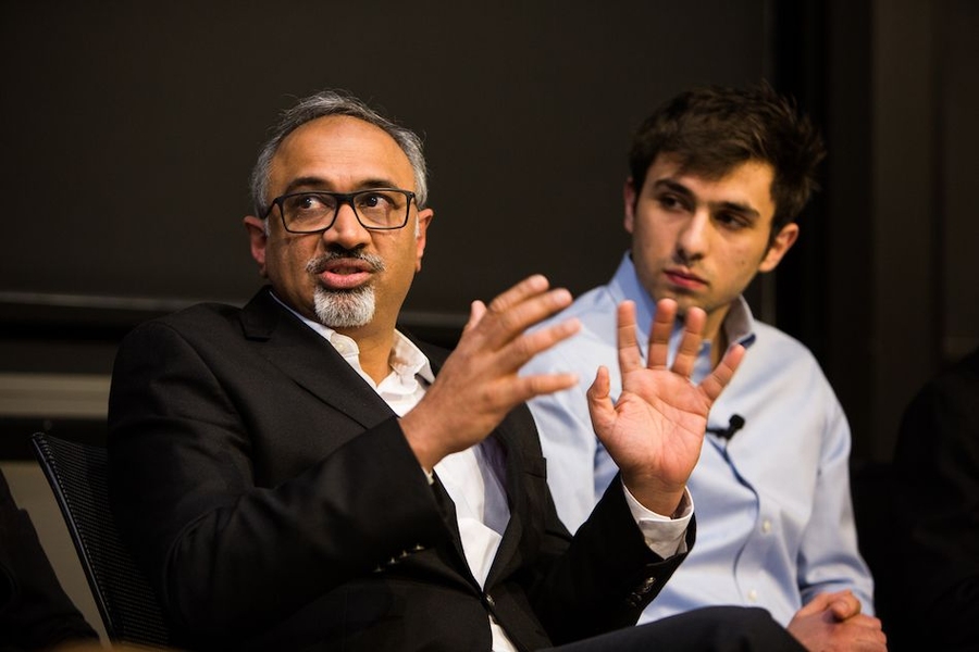 Panelists Sanjay Sarma, vice president for open learning, and junior Fadi Atieh
