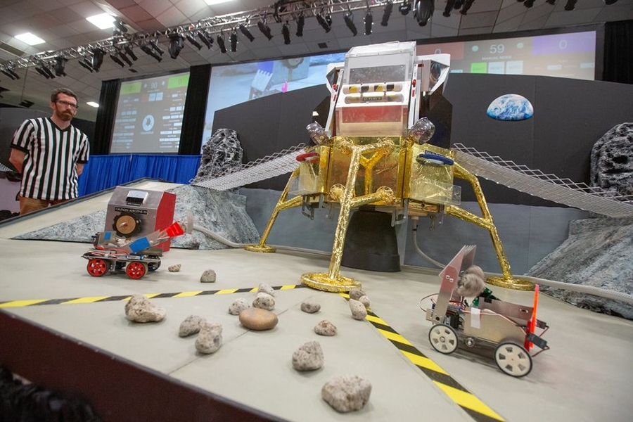 Robots face off on the 2.007 lunar game board.