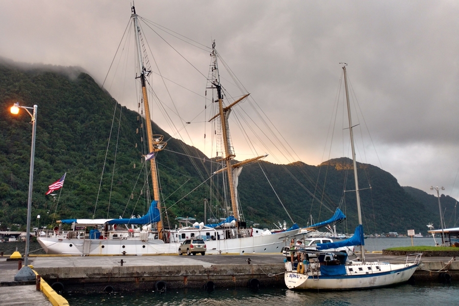 SSV Robert C. Seamans of the Woods Hole-based Sea Education Association carried undergraduate SEA Semester students and MIT scientists to the Phoenix Islands.