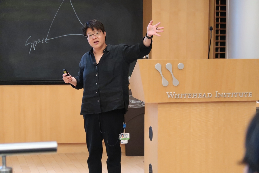 Deborah Hung’s talk kicked off a four-part Independent Activities Period seminar series, Microbes in Health and Disease.