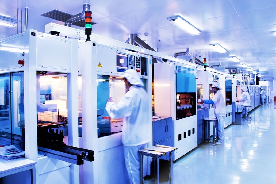 Currently, 90 percent of the world’s solar panels are made from crystalline silicon, and the industry continues to grow at a rate of about 30 percent per year.