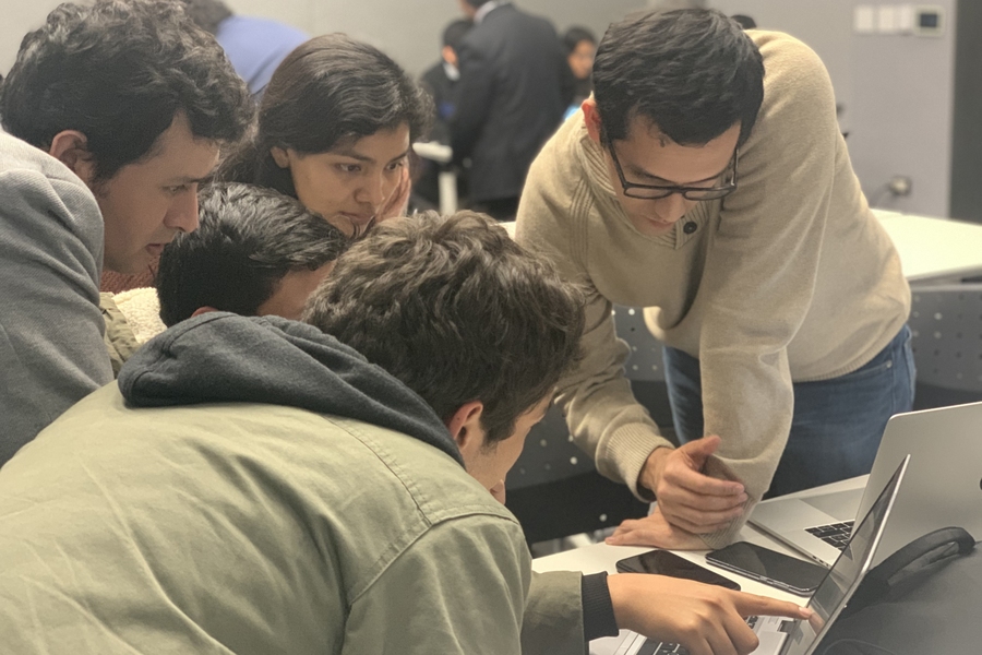 Learners in the Advanced Program in Data Science and Global Skills interact with each other in physical space while receiving live instruction and feedback from teaching assistants, recruited by the MIT Institute for Data, Systems, and Society, to support their journey through the MicroMasters Program in Statistics and Data Science.