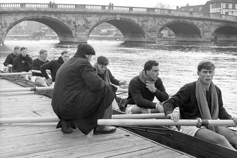 As a graduate student, Keniston was the only non-British member of the Oxford crew team that won the 1952 Boat Race with Cambridge, which has gone down in sporting history as one of the most exciting races ever rowed.
