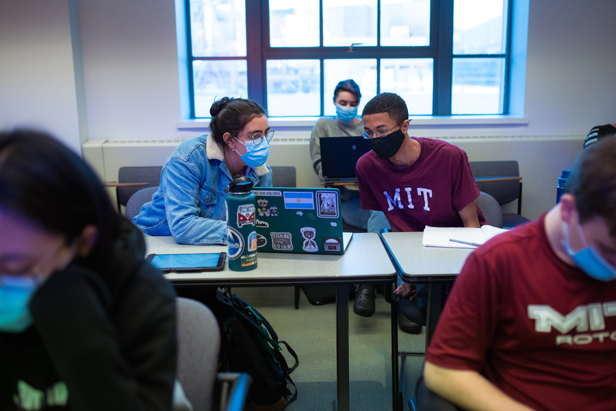 students collaborating in a classroom