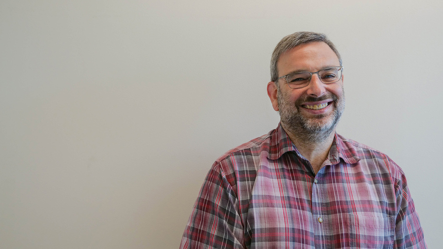 Headshot of Daniel Lew